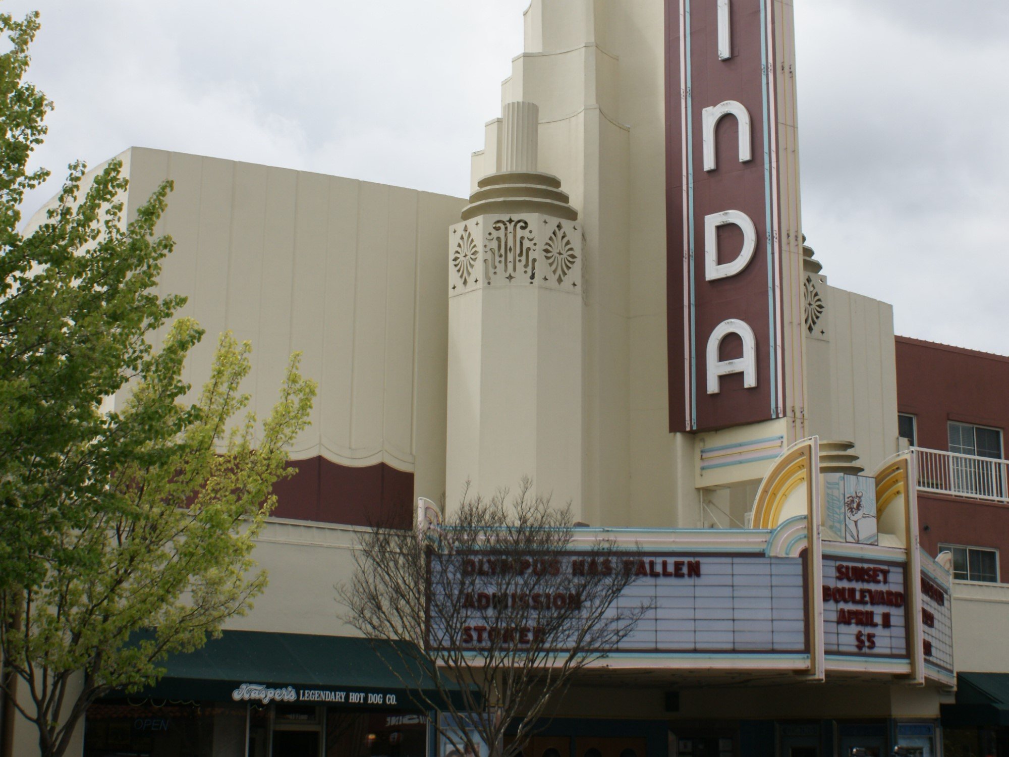 Oakland is a HOT real estate market!